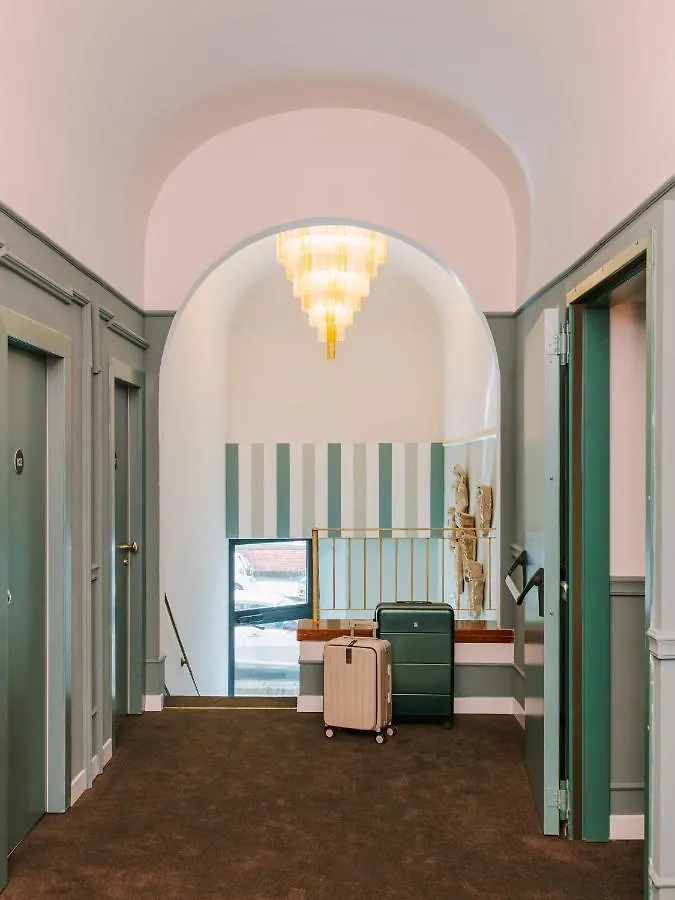 The Sonetto Powered By Sonder Hotel Florence