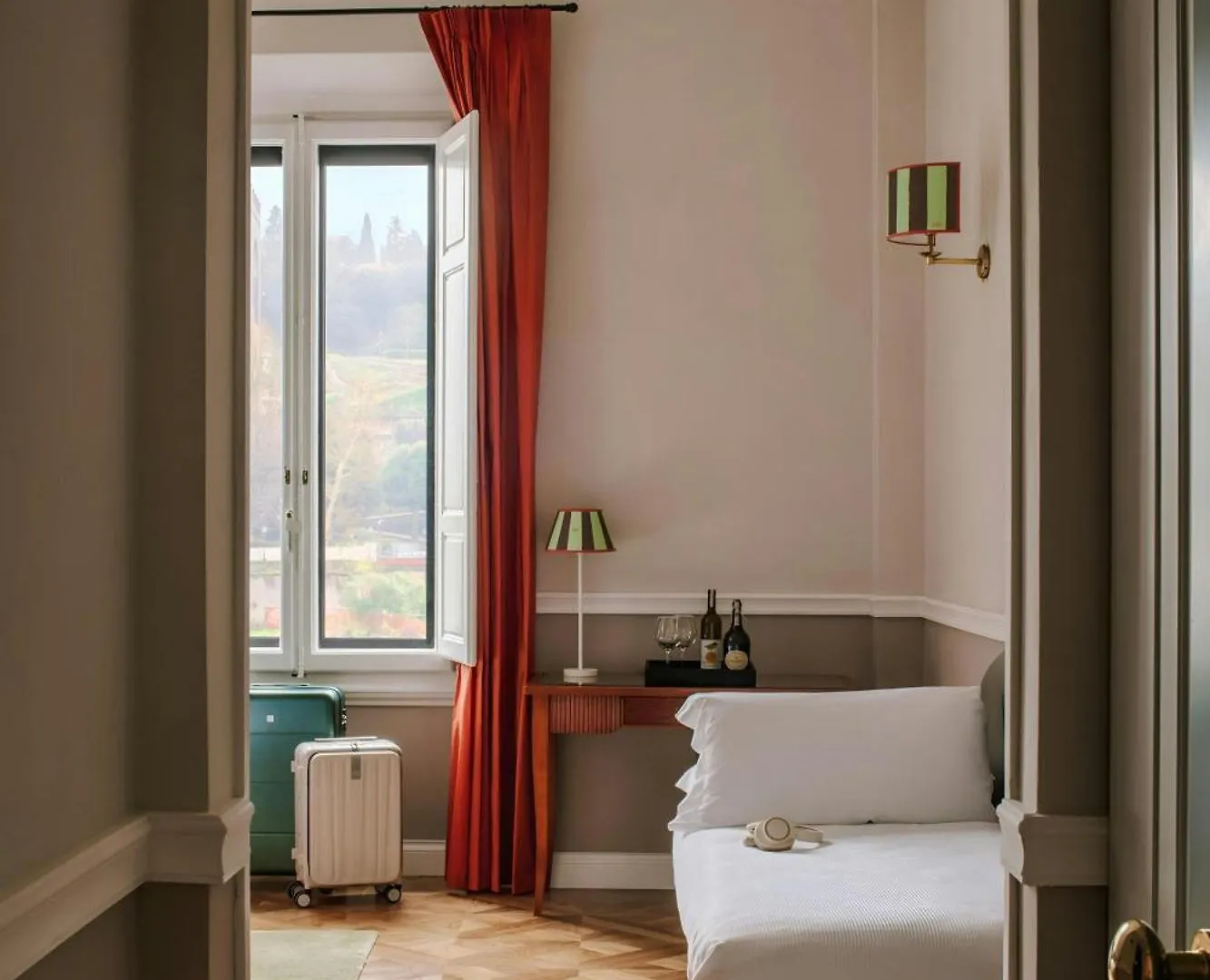 ***  The Sonetto Powered By Sonder Hotel Florence Italië