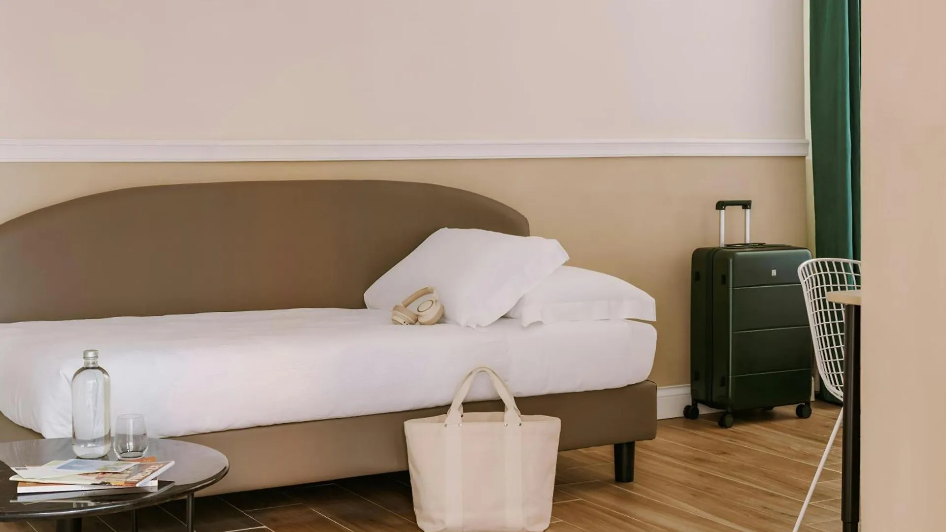 The Sonetto Powered By Sonder Hotel Florence