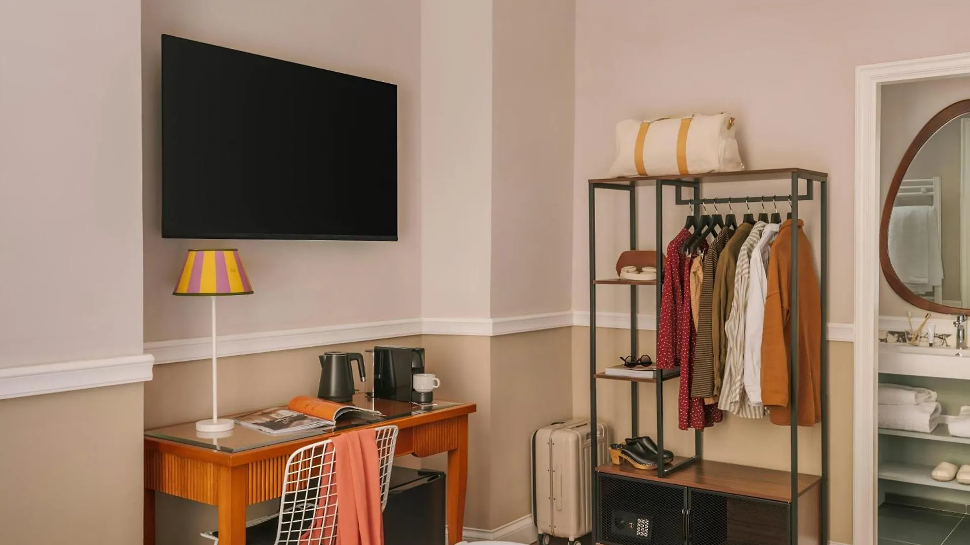 The Sonetto Powered By Sonder Hotel Florence